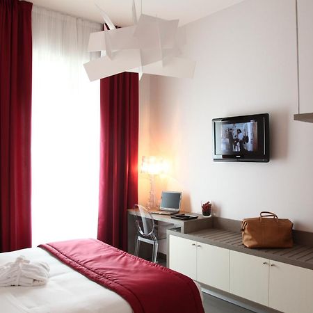 Hotel Tiziano - Gruppo Mini Hotel Милан Экстерьер фото